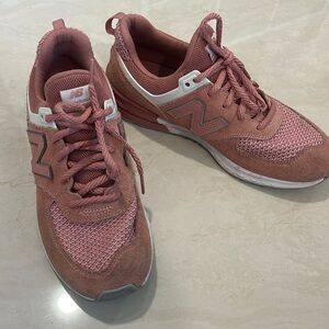 Pink New Balance 574 Sneakers